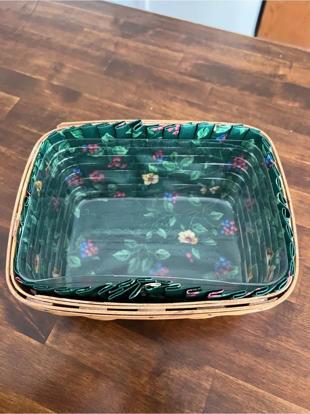 Longaberger, Berry Basket, Emerald Vines Fabric Liner, 2002